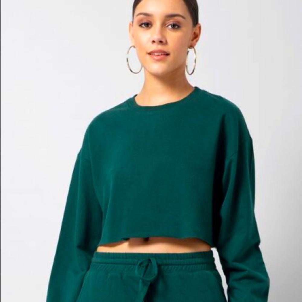 FOREVER 21 | Cropped Crew Neck Sweatshirt